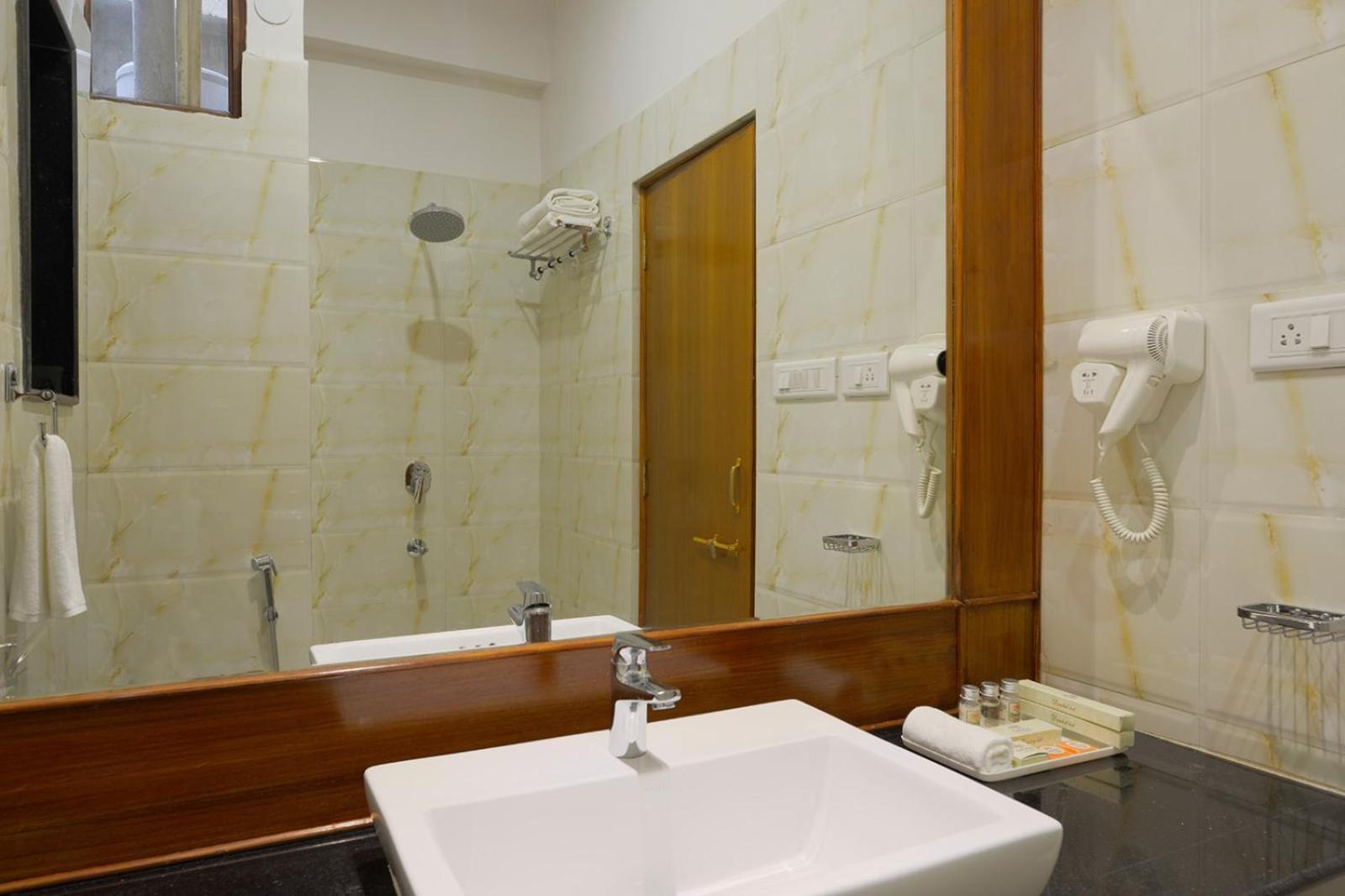 Aaram Mahal By Pachar Group Hotel Udaipur Ngoại thất bức ảnh