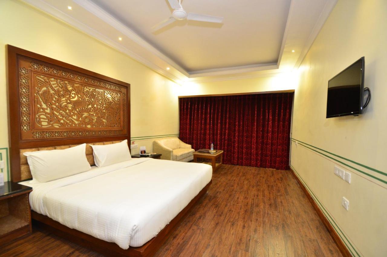 Aaram Mahal By Pachar Group Hotel Udaipur Ngoại thất bức ảnh